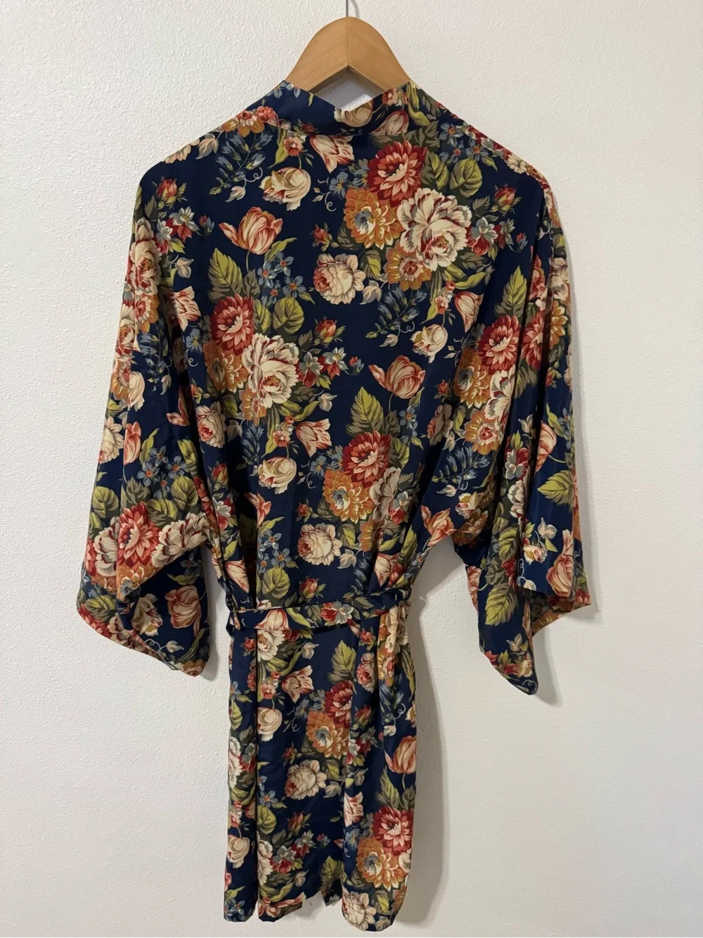 Vintage 90s Victoria’s Secret Gold Label Floral Robe Navy Waist Tie Kimono-Large